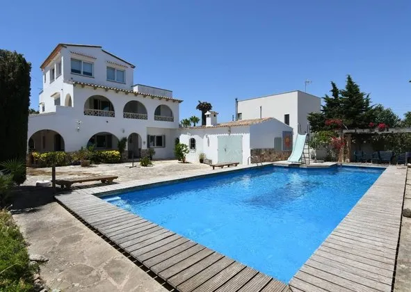 Detached house in Calle Pinaret, Cala Llombards, Santanyí — photo 1