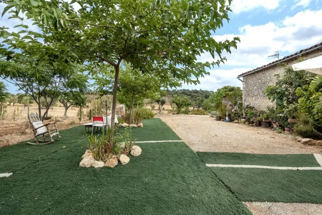 Rustic finca on a large countryside plot for sale in Selva, central Mallorca — photo 4