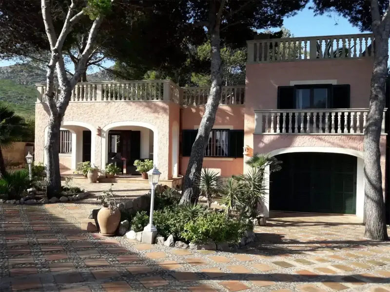 Una villa privada de 5 dormitorios y 5 baños para alquiler a largo plazo en Cala Cabo Pollenca. Con una vista impresionante de las montañas  — photo 8