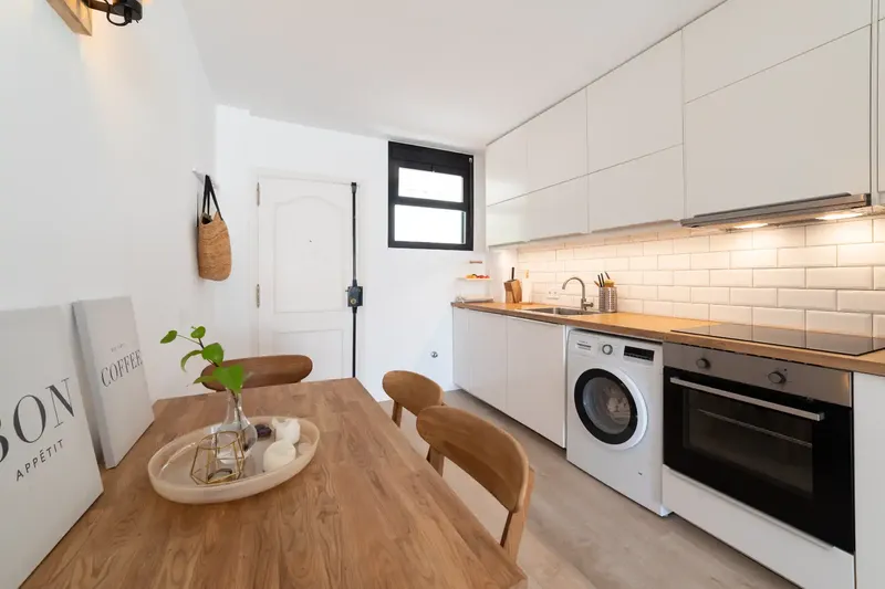 Welcome to your new home in the sought-after area of Cala Major, Palma, a short walk from the beach, vibrant cafés, restaurants, and shops — photo 10