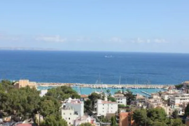 San Agustin – refurbished apartment with sea views — photo 1