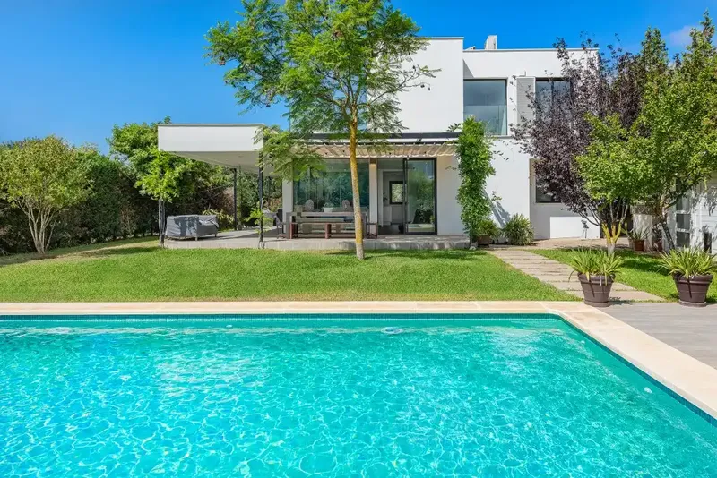 Looking for a property for sale in Pollensa, Mallorca? — photo 1