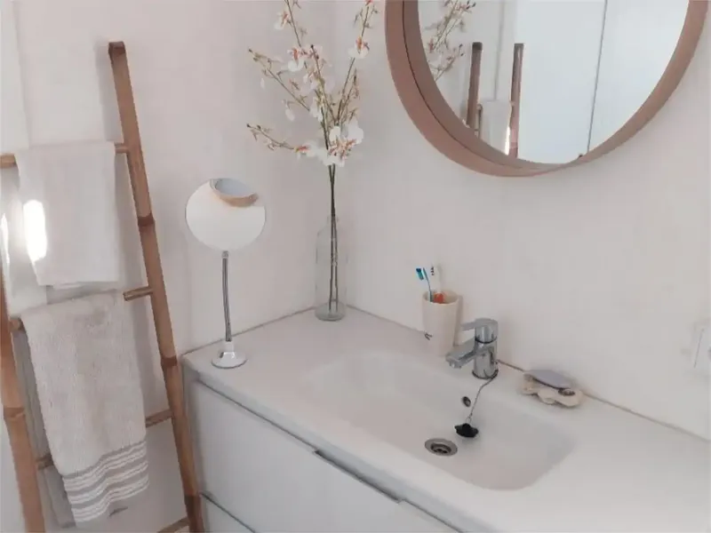 ALQUILER DE TEMPORADA [redacted] DÍAS DESDE EL 25 DE JULIO. Es una vivienda amplia, muy cómoda y bien aislada. Tiene una cocina abierta al com — photo 10