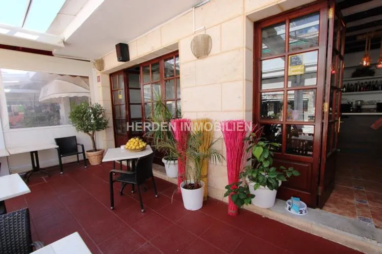 Business Transfer Traspaso Restaurant in Paguera Mallorca for Sale — photo 1
