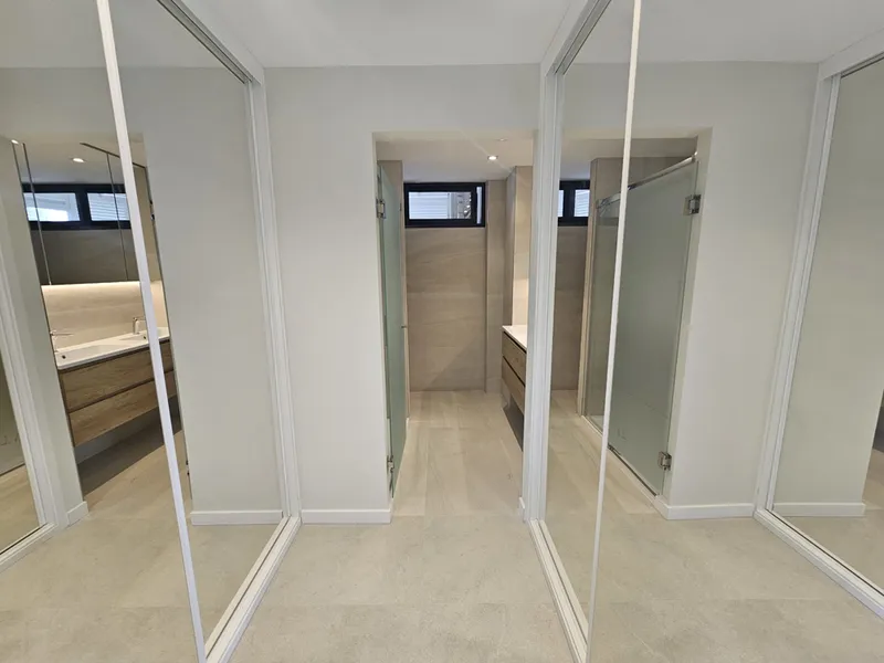 Top renovated first floor apartment right on the harbor of Puerto Portals — photo 12