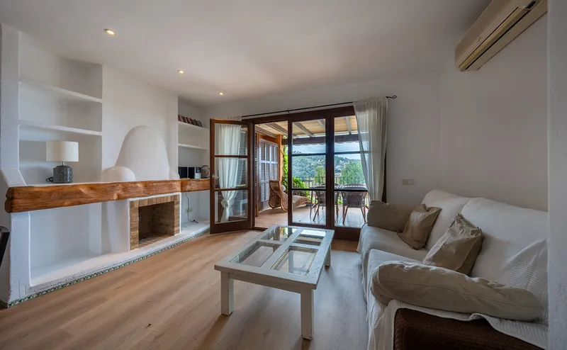 Apartment with sea views in Port de Sóller — photo 6