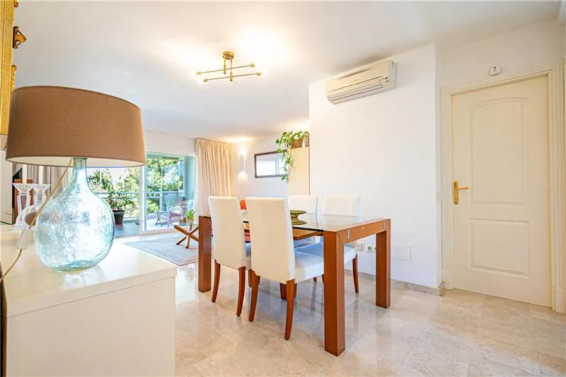 Apartment with a terrace of approx. 32 m² offering views of the forest, in a residential complex with swimming pools — photo 5