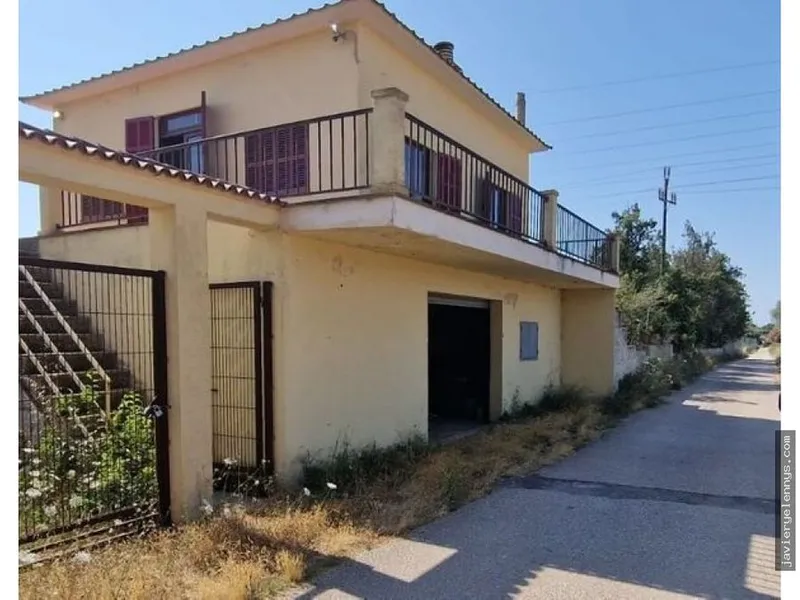 Country house for sale on Calle Frares — photo 1