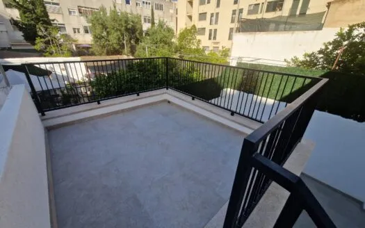 Discover a spacious and modern unfurnished apartment in the heart of Palma Center – for sale — photo 2