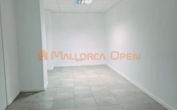 Commercial premises in the best area of Manacor – Paseo del Ferrocarril — photo 10