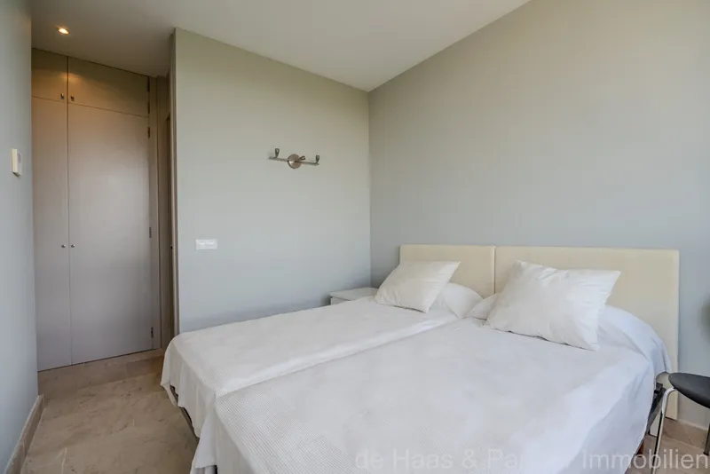 Port Verd: Exclusive penthouse with two large terraces and fantastic sea views — photo 12