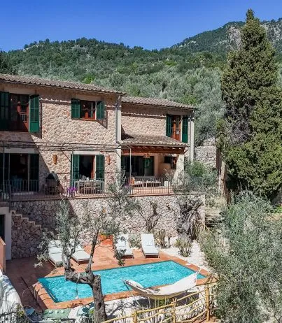 Authentic stone house in Fornalutx with pool and open views over the heart of the village — photo 1