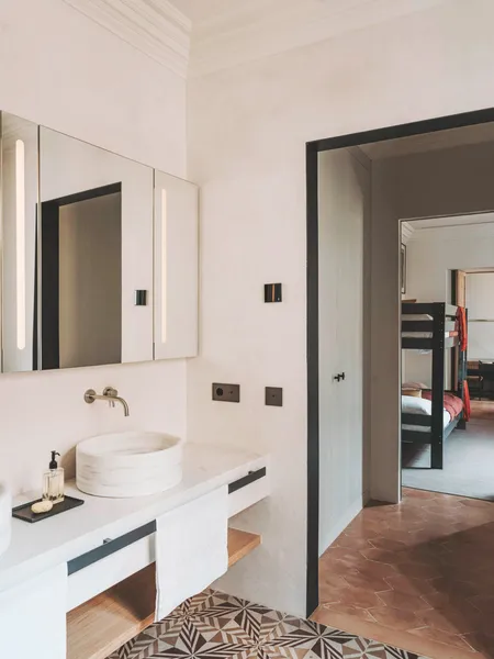 Penthouse in a stately mansion from the 16th century, in the old town of Palma — photo 9