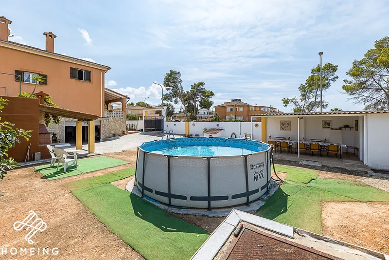 Large house on spacious plot, Bellavista Urbanization, near Playa de Palma — photo 1