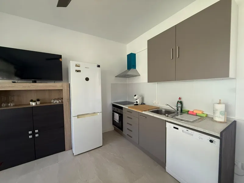 Ground-floor apartment in Paguera – quiet central location, terrace, and beach within walking distance — photo 7