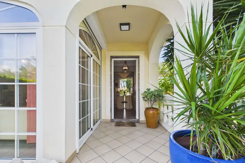 Compraventa con opción / Contrato de compraventa con opción de transferencia posterior de la propiedad — photo 2