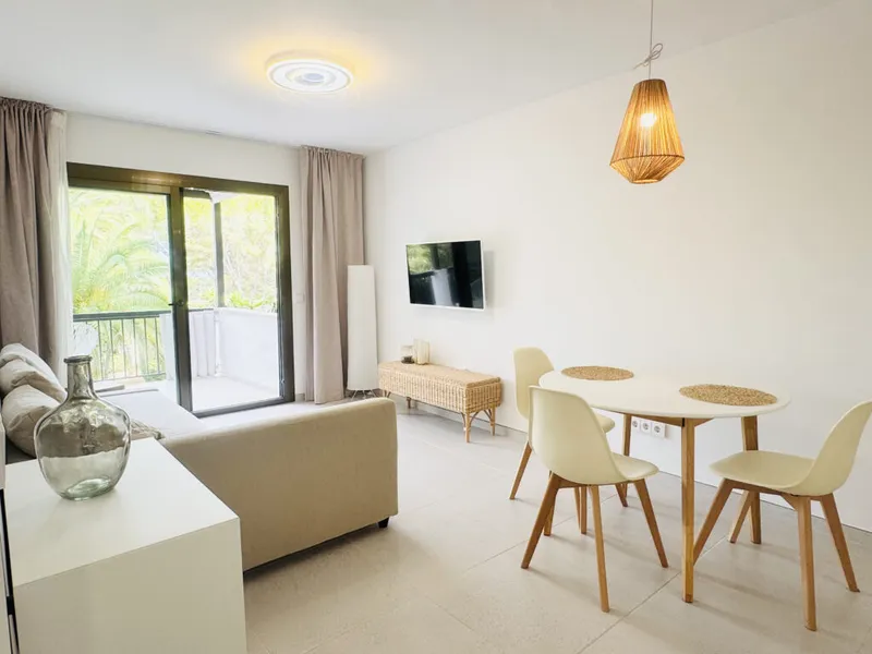 Modern apartment with partial sea view - Font de Sa Cala — photo 1