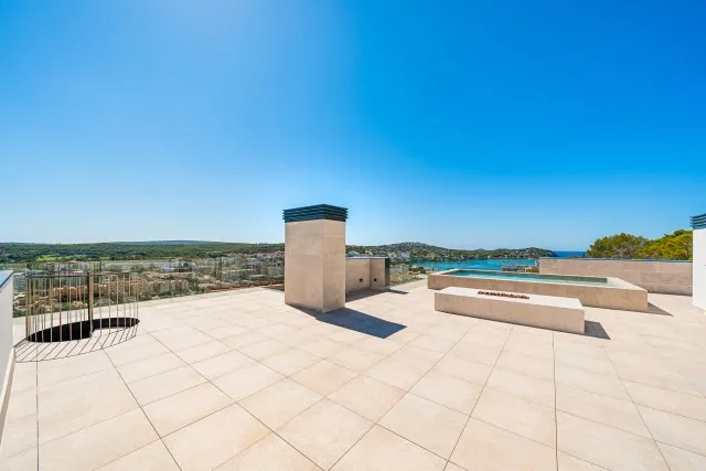 Newly built penthouse with pool for sale in Santa Ponsa, Mallorca — photo 3