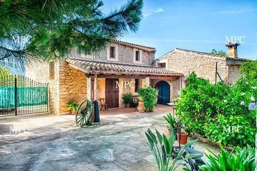 Charming rustic finca with large plot in Sant Llorenç des Cardassar — photo 1