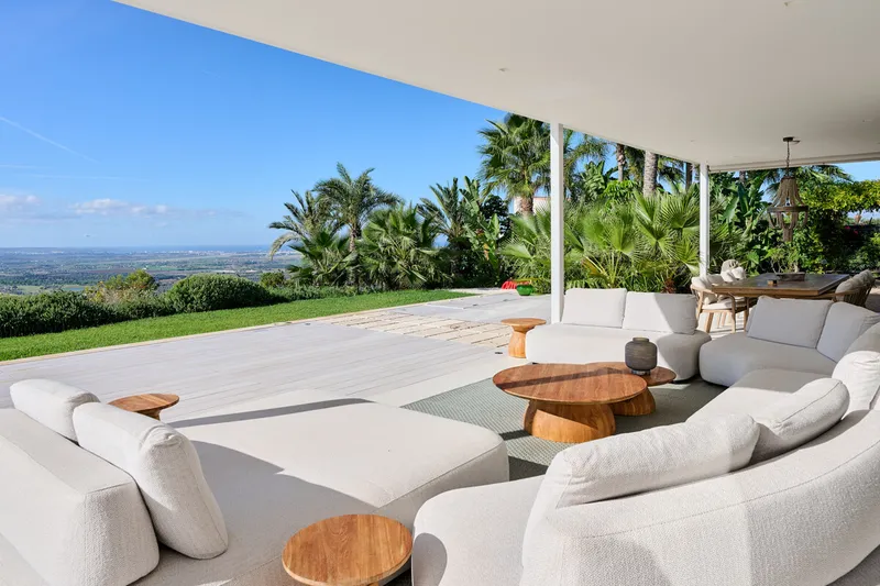 Mediterranean luxury villa with breathtaking views in Puntiró - Marcel Remus Real Estate — photo 7