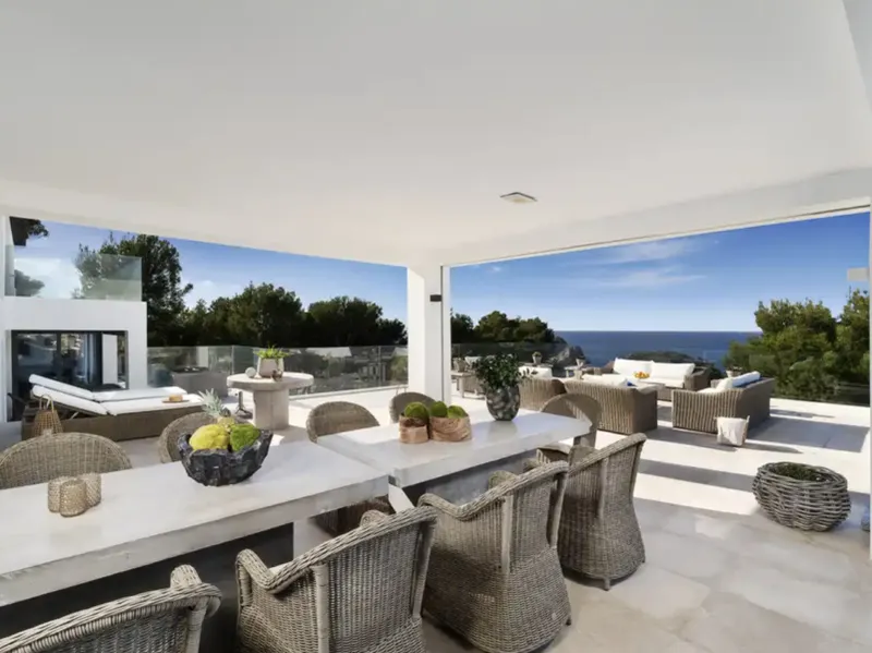 Luxury Villa for Sale in Santa Ponsa, Mallorca | Sea Views & Private Tennis Court — photo 3