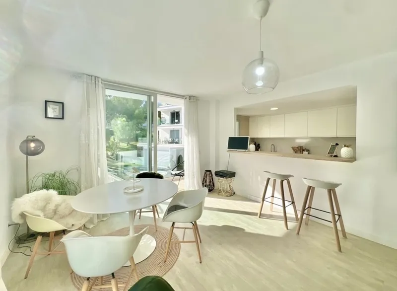 Modern 4 bedroom apartment in Palmanova - 3 minutes walk to the... — photo 6