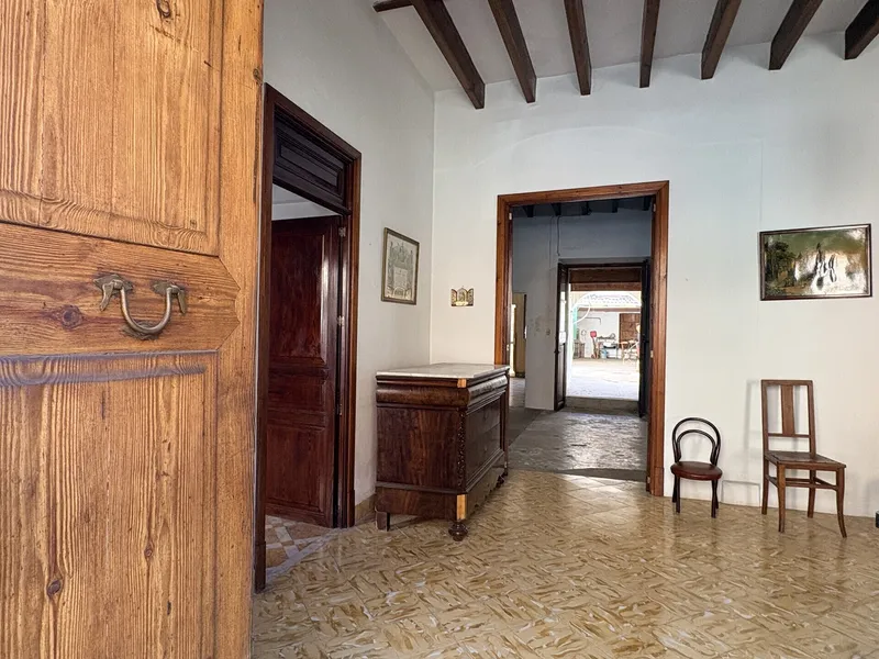 Property to renovate: make your dream of having a beautiful house in the heart of Campos come true — photo 7