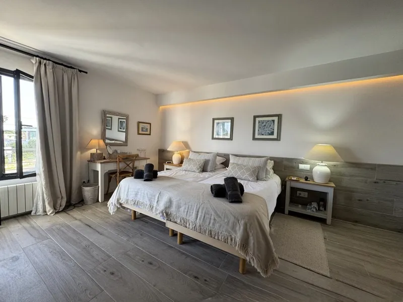 Luxury Villa for Sale in Pollensa Just Steps from the Sea — photo 6