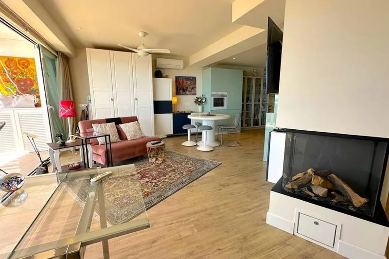 Loft-Style Apartment with Sea Views in Cala Major — photo 6