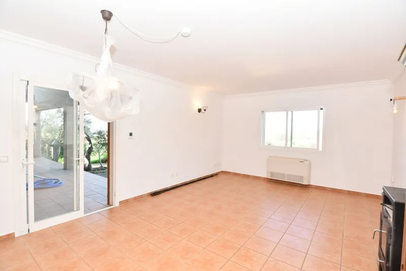 Country house on a quiet plot between Santanyi and Campos — photo 3