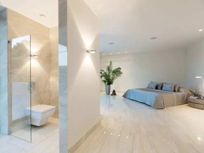 Timeless Villa with Large Plot in a Privileged Location of Nova Santa Ponsa - Santa Ponca - 4 Bedrooms, 861 m² — photo 9