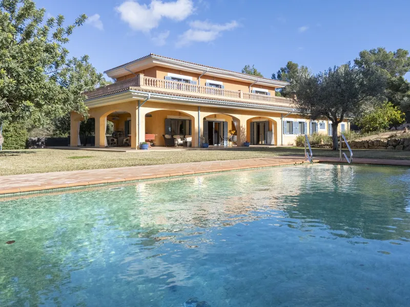 Spacious Mediterranean Villa for Sale in Santa Ponsa — photo 8