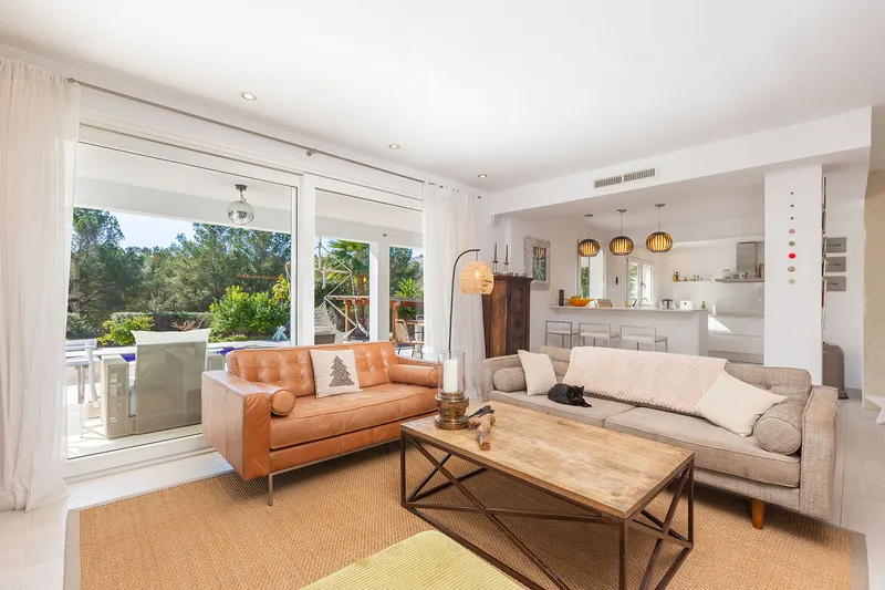 Sunny family villa near the harbor and golf course — photo 6