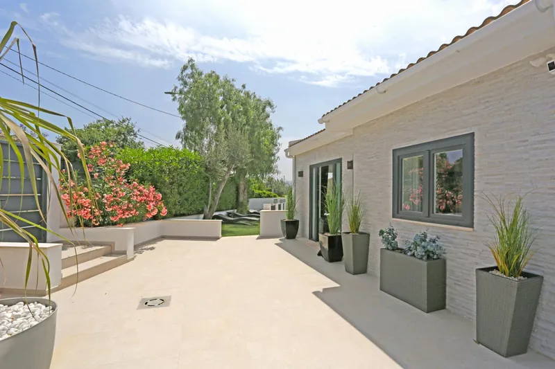 Magnificent modern villa in the heart of Capdella — photo 2