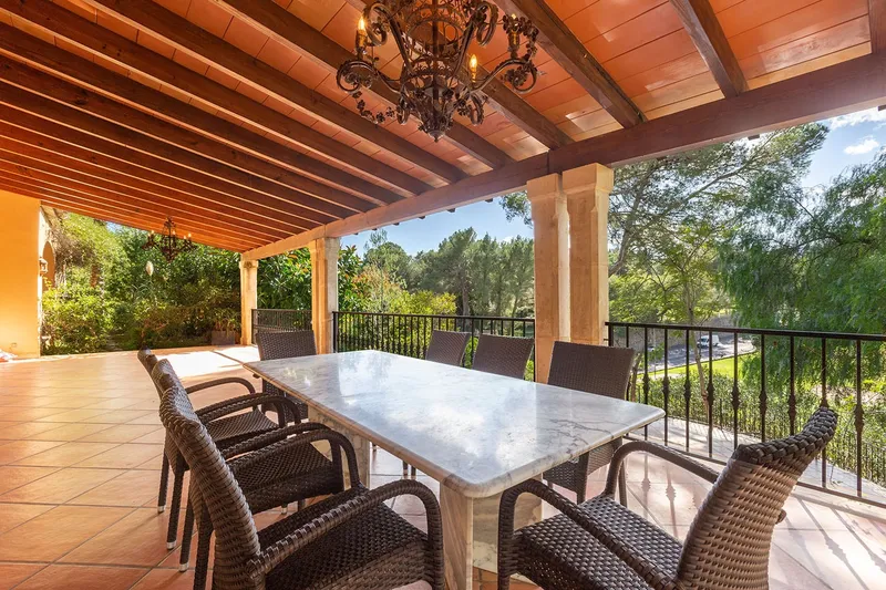 Mediterranean estate with guest casita directly on the golf course — photo 3
