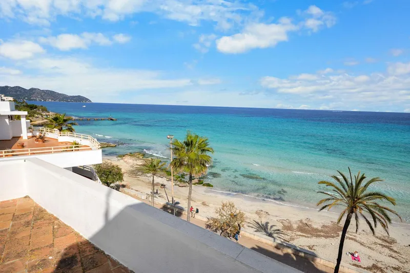 Top Investment on the First Sea Line in Cala Millor — photo 7