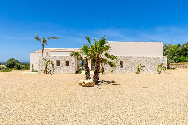 Finca in Son Macia - Newly built country house with pool and garden — photo 6