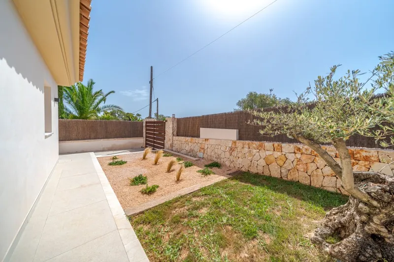 Detached house — photo 5
