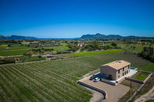 Alcudia, elegance meets nature: villa with vineyard in Alcudia — photo 2