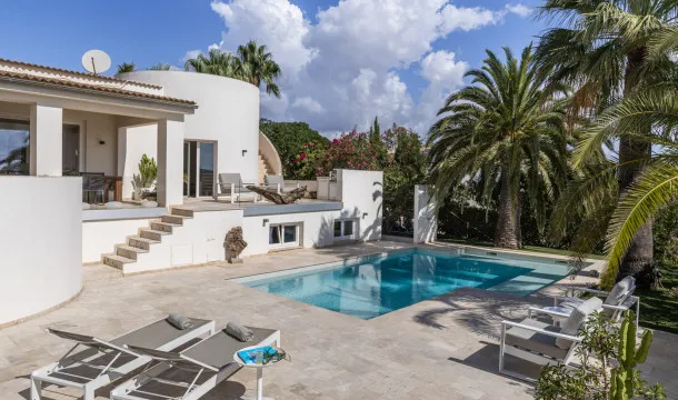 Spacious Family Villa with Mediterranean Charm — photo 4