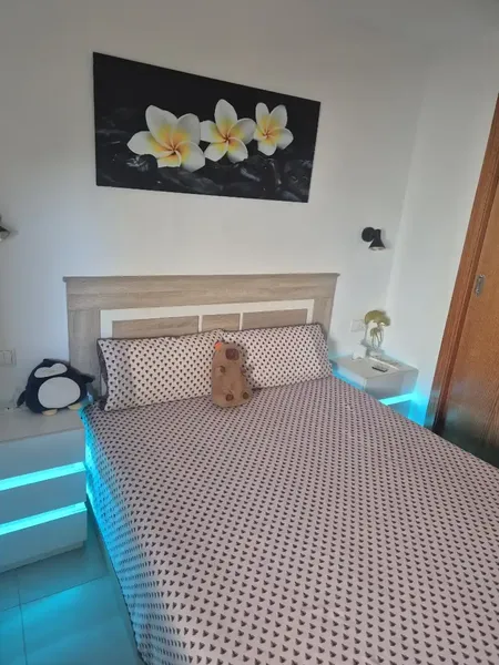 Apartment for sale in Cala Millor, in a quiet area, with two bedrooms with built-in wardrobes, a bright living room and a furnished kitchen — photo 10
