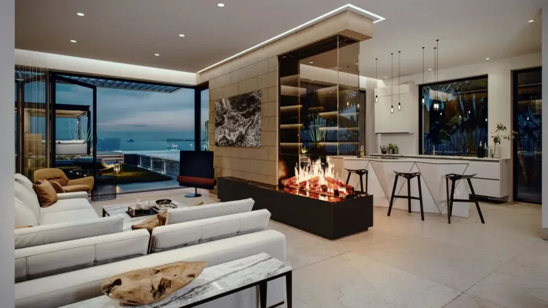 Luxurious Seafront Villa in Puerto Adriano where Modern Elegance Meets Mediterranean Serenity — photo 4