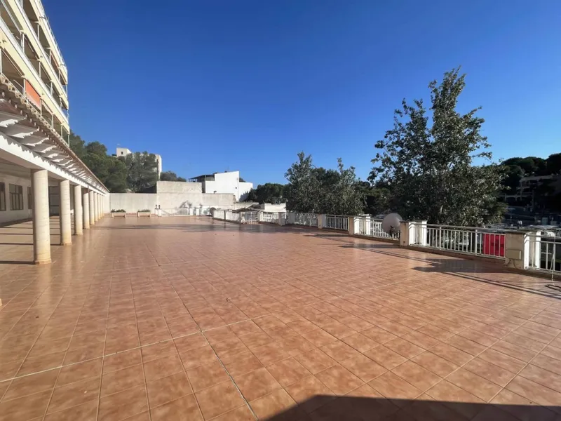 Commercial space for sale in Passeig d'es Port — photo 9