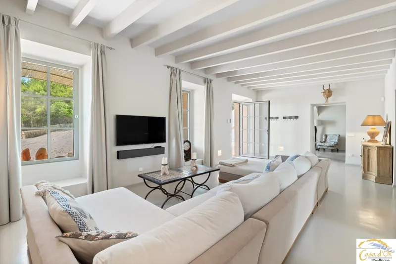 Exclusive Sea View Estate Between Porto Cristo and Portocolom – Mediterranean Luxury, Privacy and Timeless Elegance — photo 8