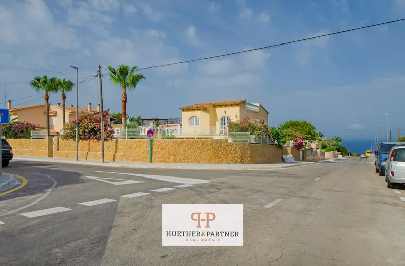 930m² plot with building permit and pool for sale — photo 8