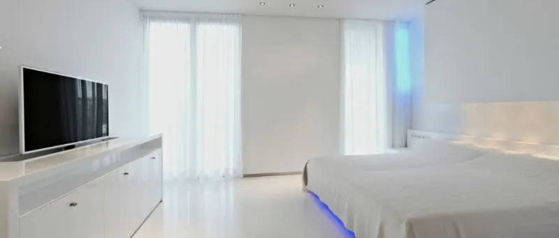 Modern designer villa in Sol de Mallorca with building plot and sea access — photo 3