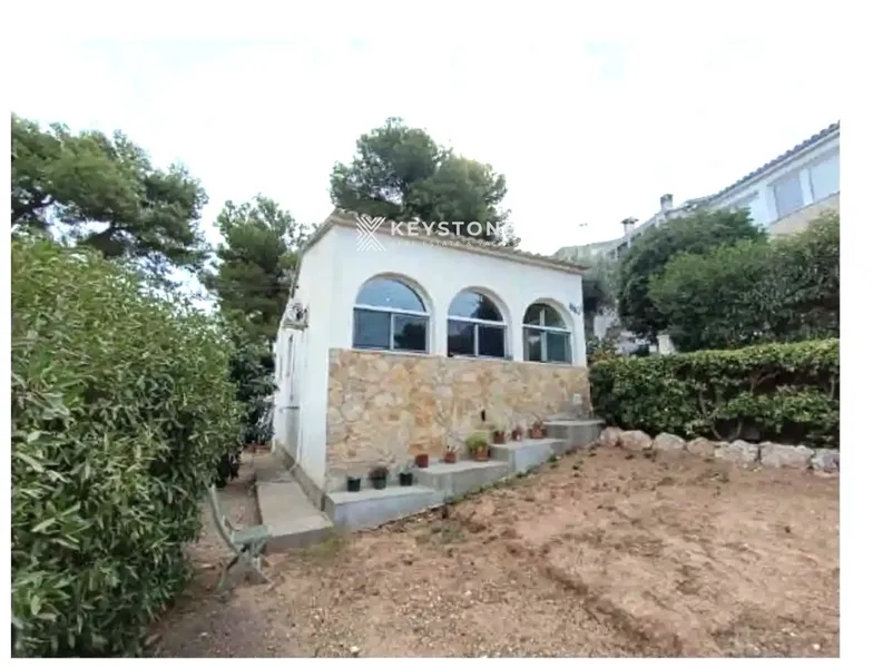 House — photo 8