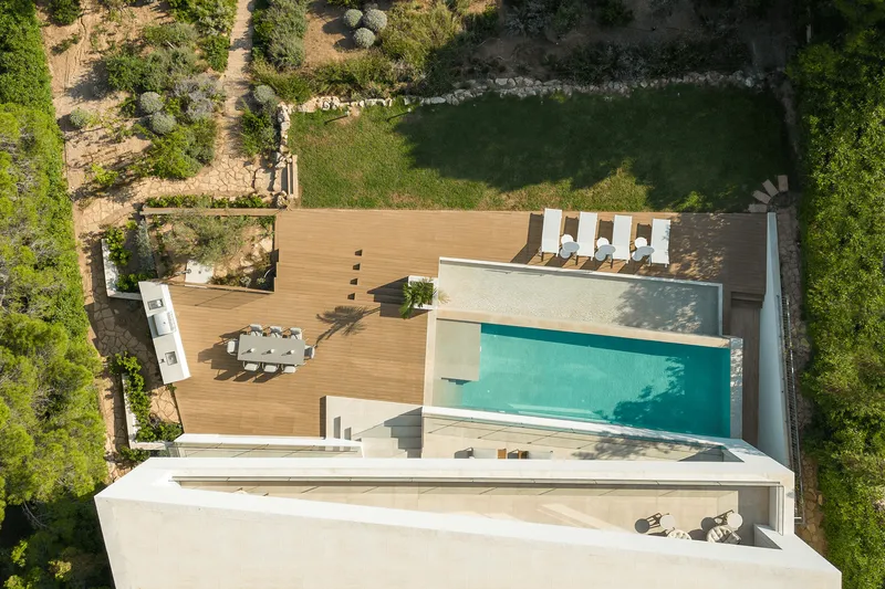 Contemporary villa in Costa de la Calma with spa and pool in Mallorca — photo 3