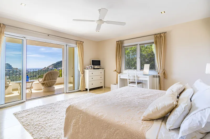 Port Andratx: Spacious villa with 4 bedrooms, pool and panoramic views for sale — photo 6