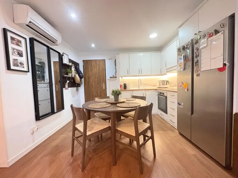 We present this first-floor apartment in Inca with 2 bedrooms, located on Gran Via Colom in Inca, close to all services and access — photo 3
